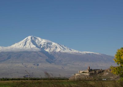 Armenien. Kloster Chor Virap mit Ararat im Hintergrund